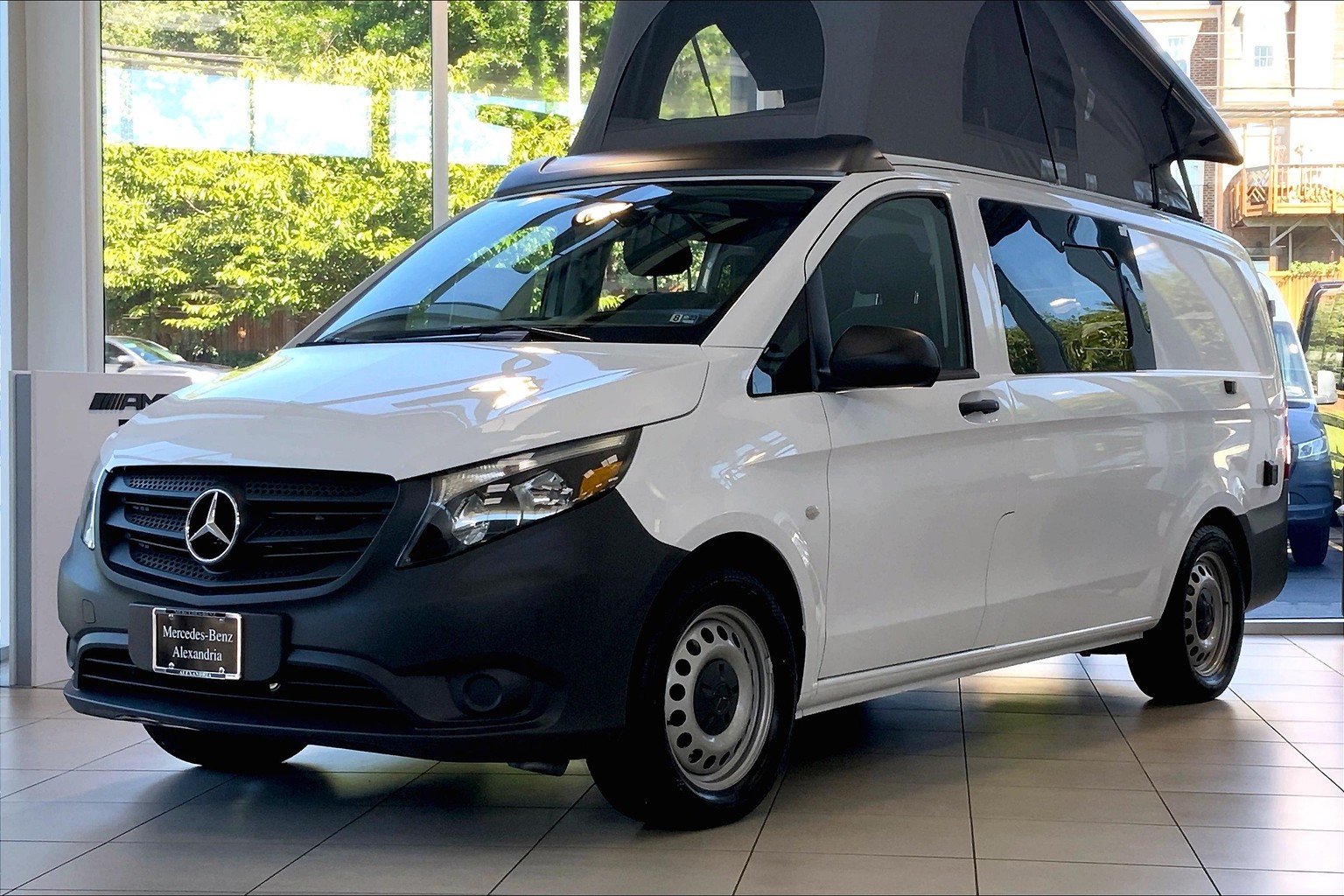 mercedes metris van